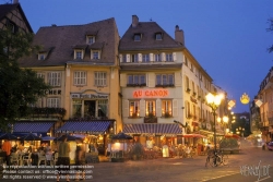 Viennaslide-05241005 Straßburg ist die Hauptstadt der Region Alsace-Champagne-Ardenne-Lorraine im Nordosten Frankreichs und auch offizieller Sitz des Europäischen Parlaments. Die Stadt liegt an der Grenze zu Deutschland und verbindet in ihrer Kultur und Architektur deutsche und französische Einflüsse.