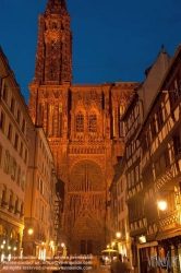 Viennaslide-05241029 Das Liebfrauenmünster zu Straßburg ist ein römisch-katholisches Gotteshaus und gehört zu den bedeutendsten Kathedralen der europäischen Architekturgeschichte sowie zu den größten Sandsteinbauten der Welt. Wie die Stadt Straßburg allgemein verbindet auch das Liebfrauen-Münster deutsche und französische Kultureinflüsse.