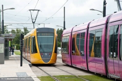 Viennaslide-05252816 Reims, moderne Straßenbahn, Design in Anlehnung an ein Champagnerglas - Reims, modern Tramway, Champagne Glass Design