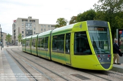 Viennaslide-05252898 Reims, moderne Straßenbahn, Design in Anlehnung an ein Champagnerglas - Reims, modern Tramway, Champagne Glass Design