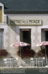Viennaslide-05260126 Frankreich, Nibelle 1989, altes Hotel und Restaurant - France, Nibelle 1989, old Hotel and Restaurant