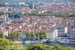 Viennaslide-05270009f Lyon, Panorama von Basilique Notre Dame de Fourviere, Im Vordergrund der Fluss Saone und Opéra National de Lyon - Lyon, Panorama from Basilique Notre Dame de Fourviere with Saone River and Opéra National de Lyon