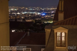 Viennaslide-05270128 Das 1. Arrondissement liegt am Hang des Croix-Rousse und auf der nördlichen Seite der Halbinsel, die durch den Zusammenfluss von Saône und Rhône gebildet wird. Die vielen Lokale machen es zum Ausgehviertel der Stadt.