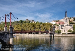 Viennaslide-05271906f Lyon, Saone, Passerelle St Georges und Eglise Saint Georges - Lyon, Saone, Passerelle St Georges and Saint Georges Church