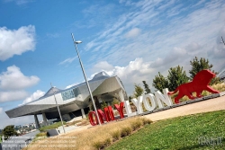 Viennaslide-05273114f Lyon, Musee des Confluences, Schriftzug 'Only Lyon' im Vordergrund - Lyon, Musee des Confluences with Sign 'Only Lyon'