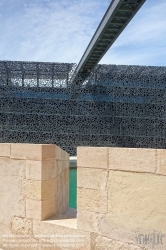 Viennaslide-05281167 Marseille, Museum der Zivilisationen Europas und des Mittelmeers, mucem, Fassade aus Faserbeton - Marseille, Musee des Civilisations d'Europe et de Mediterranee, mucem