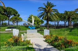 Viennaslide-05284348 Nizza, Promenade des Anglais, Denkmal für den Flugzeugabsturz 1968 // Nice, Promenade des Anglais, Memorial for the Flight Crash 1968