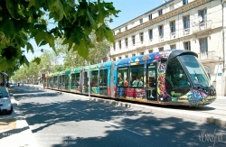 Viennaslide-05293071 Montpellier, moderne Tramway Linie 3, Fahrzeugdesign von Christian Lacroix - Montpellier, modern Tramway Line 3, Design by Christian Lacroix, Saint-Denis