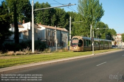 Viennaslide-05294012 Montpellier, moderne Tramway Linie 4, Fahrzeugdesign von Christian Lacroix - Montpellier, modern Tramway Line 4, Design by Christian Lacroix, Place Albert 1er