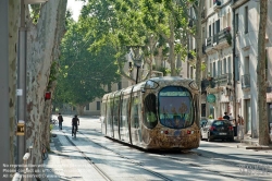 Viennaslide-05294031 Montpellier, moderne Tramway Linie 4, Fahrzeugdesign von Christian Lacroix - Montpellier, modern Tramway Line 4, Design by Christian Lacroix, Louis Blanc