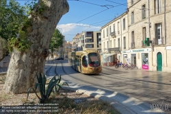 Viennaslide-05294032 Montpellier, moderne Tramway Linie 4, Fahrzeugdesign von Christian Lacroix - Montpellier, modern Tramway Line 4, Design by Christian Lacroix, Louis Blanc