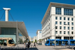 Viennaslide-05294049 Montpellier, moderne Tramway Linie 4, Fahrzeugdesign von Christian Lacroix - Montpellier, modern Tramway Line 4, Design by Christian Lacroix, Place de l'Europe