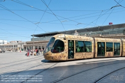 Viennaslide-05294060 Montpellier, moderne Tramway Linie 4, Fahrzeugdesign von Christian Lacroix - Montpellier, modern Tramway Line 4, Design by Christian Lacroix, Gare St Roch