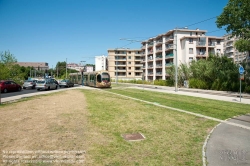 Viennaslide-05294065 Montpellier, moderne Tramway Linie 4, Fahrzeugdesign von Christian Lacroix - Montpellier, modern Tramway Line 4, Design by Christian Lacroix, Les Aubes