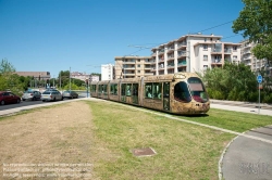 Viennaslide-05294066 Montpellier, moderne Tramway Linie 4, Fahrzeugdesign von Christian Lacroix - Montpellier, modern Tramway Line 4, Design by Christian Lacroix, Les Aubes