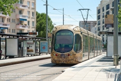 Viennaslide-05294068 Montpellier, moderne Tramway Linie 4, Fahrzeugdesign von Christian Lacroix - Montpellier, modern Tramway Line 4, Design by Christian Lacroix, Les Aubes