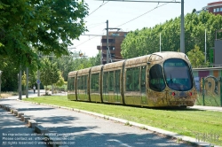 Viennaslide-05294095 Montpellier, moderne Tramway Linie 4, Fahrzeugdesign von Christian Lacroix - Montpellier, modern Tramway Line 4, Design by Christian Lacroix, Pompignane