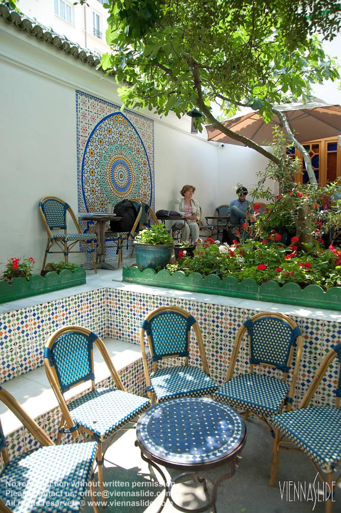 Viennaslide 05305217 jpg