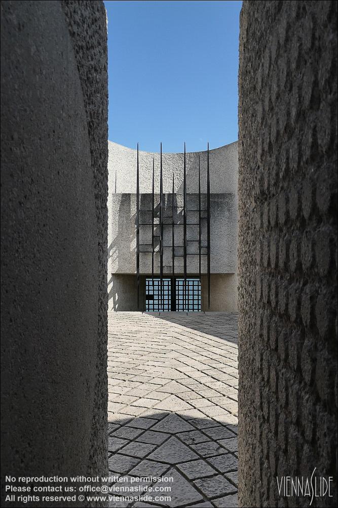 Viennaslide 05307192 jpg