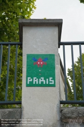 Viennaslide-05300096 Paris, Street Art by Space Invader