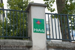 Viennaslide-05300097 Paris, Street Art by Space Invader