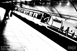 Viennaslide-05300930 Paris, Metro, Kontrast