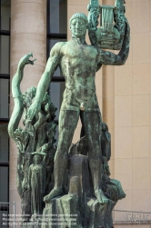 Viennaslide-05301403 Paris, Palais Chaillot, Statue Apollon Musagete von Henri Bouchard