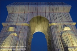 Viennaslide-05301528 Paris, L'Arc de Triomphe, Wrapped - EDITORIAL ONLY