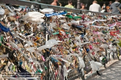 Viennaslide-05307100 Paris, Seine, Liebesschlösser - Paris, River Seine, Love Locks