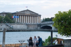 Viennaslide-05307104 Paris, Seine, Hausboot vor dem Assemblee Nationale - Paris, Seine, House Boat in Front of Assemblee Nationale