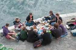 Viennaslide-05307108 Paris, Picknick an der Seine - Paris, Picnic at the banks of the Seine