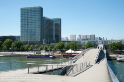 Viennaslide-05307133 Paris, Seine, Passerelle Simone-de-Beauvoir, Architekt Dietmar Feichtinger und Bibliothèque nationale de France