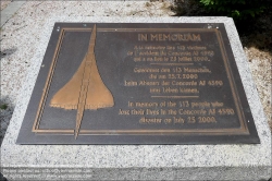 Viennaslide-05309043 Paris, Flughafen Charles-de-Gaulle, Denkmal für die Opfer des Concorde-Absturzes am 25.7.2000 // Paris, Charles-de-Gaulle Airport, Memorial for the Victims of the Concorde-Disaster on July 25, 2000