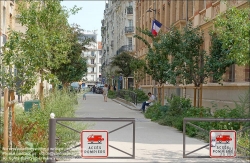 Viennaslide-05322036 Paris, begrünte und verkehrsberuhigte Schulstraße rue Beaudelaire  // Paris, car-free School Street rue Beaudelaire