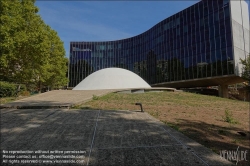 Viennaslide-05329038  Paris, Espace Niemeyer // Paris, Espace Niemeyer