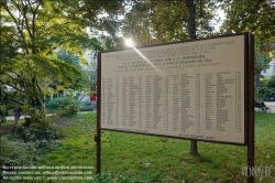 Viennaslide-05330024 Paris, Square Edouard-Vailland, Gedenktafel für von den Nazis deportierte Kinder // Paris, Square Edouard-Vailland, Memorial for Children Deported by Nazis 