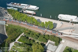 Viennaslide-05333302 Paris, RER (S-Bahn) an der Seine - Paris, Commuter Train along River Seine