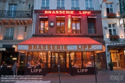 Viennaslide-05334208 Lipp ist eine Brasserie am Boulevard Saint-Germain im 6. Arrondissement von Paris. Es sponsert einen jährlichen Literaturpreis, den Prix Cazes, der nach einem Vorbesitzer benannt wurde.