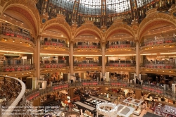 Viennaslide-05335418 Paris, Galeries Lafayette