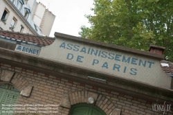 Viennaslide-05339153 Paris, Canal St Martin, Invader