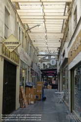 Viennaslide-05342247 Die Passage du Caire, nach der Stadt Kairo benannt, ist eine überdachte Ladenpassage mit Glasdach aus dem Ende des 18. Jahrhunderts im 2. Arrondissement in Paris. Die Passage du Caire ist ein schützenswertes Denkmal.