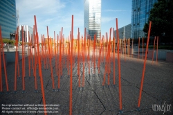 Viennaslide-05361527 Paris, La Defense, experimentielle Stadtmöblierung