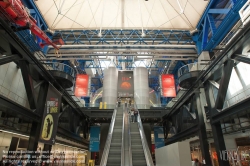 Viennaslide-05362557 Die Cité des sciences et de l’industrie (dt.: Stadt der Wissenschaften und der Industrie) dominiert den nördlichen Teil des Parc de la Villette im 19. Arrondissement von Paris und ist ein Wissenschafts-, Technik- und Industriemuseum.
