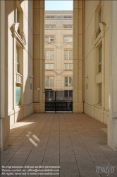 Viennaslide-05364038 Paris, Les Echelles Du Baroque, Ricardo Bofill 1986, Place de l'Amphitheatre