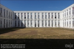 Viennaslide-05364404 Paris, Cergy, Les Colonnes de Saint Christophe, Ricardo Bofill Taller de Arquitectura, 1986 // Paris, Cergy, Les Colonnes de Saint Christophe, Ricardo Bofill Taller de Arquitectura, 1986 