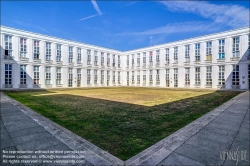 Viennaslide-05364405f Paris, Cergy, Les Colonnes de Saint Christophe, Ricardo Bofill Taller de Arquitectura, 1986 // Paris, Cergy, Les Colonnes de Saint Christophe, Ricardo Bofill Taller de Arquitectura, 1986 