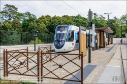 Viennaslide-05383121 Paris, moderne Straßenbahn T13, St-Germain-en-Laye // Paris, Modern Tramway T13, St-Germain-en-Laye