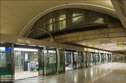 Viennaslide-05389417 Paris, moderne Metrolinie M14 - Paris, Modern Metro M14