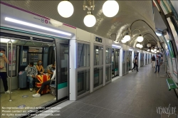 Viennaslide-05389732 Paris, Metro, Station Cit�, Bahnsteigt�ren // Paris, Metro, Station Cit�, Platform Doors