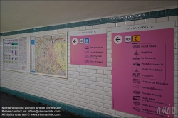 Viennaslide-05389745 Paris, Metro, Wegweiser für die Olympischen Spiele 2024 // Paris, Metro, Signposts for the Olympic Games 2024